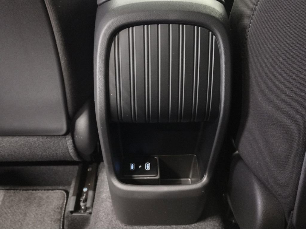 New 2026 Hyundai Kona SE image 30