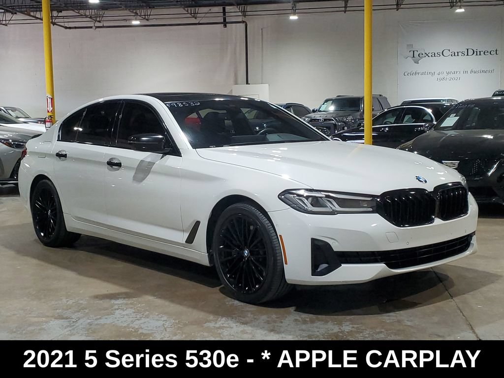 Used 2021 BMW 530e w/ Parking Assistance Package RWD image 3