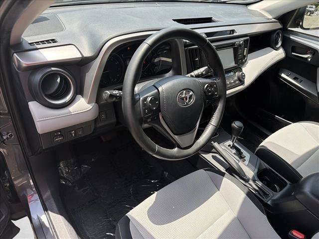 Used 2018 Toyota RAV4 XLE w/ Plus Extra Value Package AWD/4WD image 13