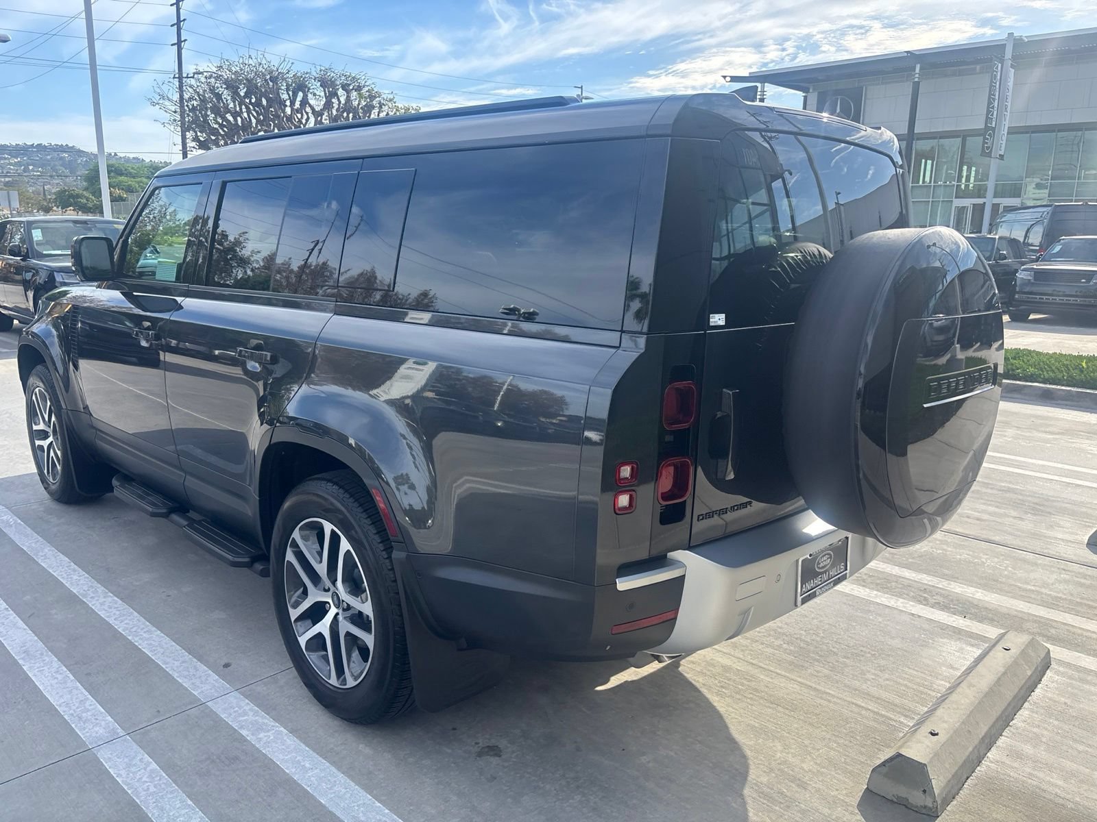 Certified 2025 Land Rover Defender 130 S AWD/4WD image 4