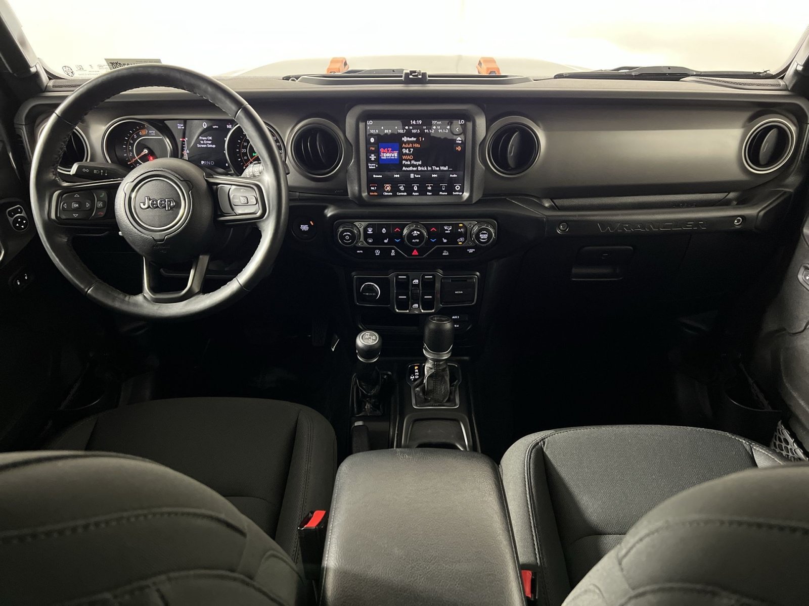 Used 2022 Jeep Wrangler Unlimited Sport AWD/4WD image 23