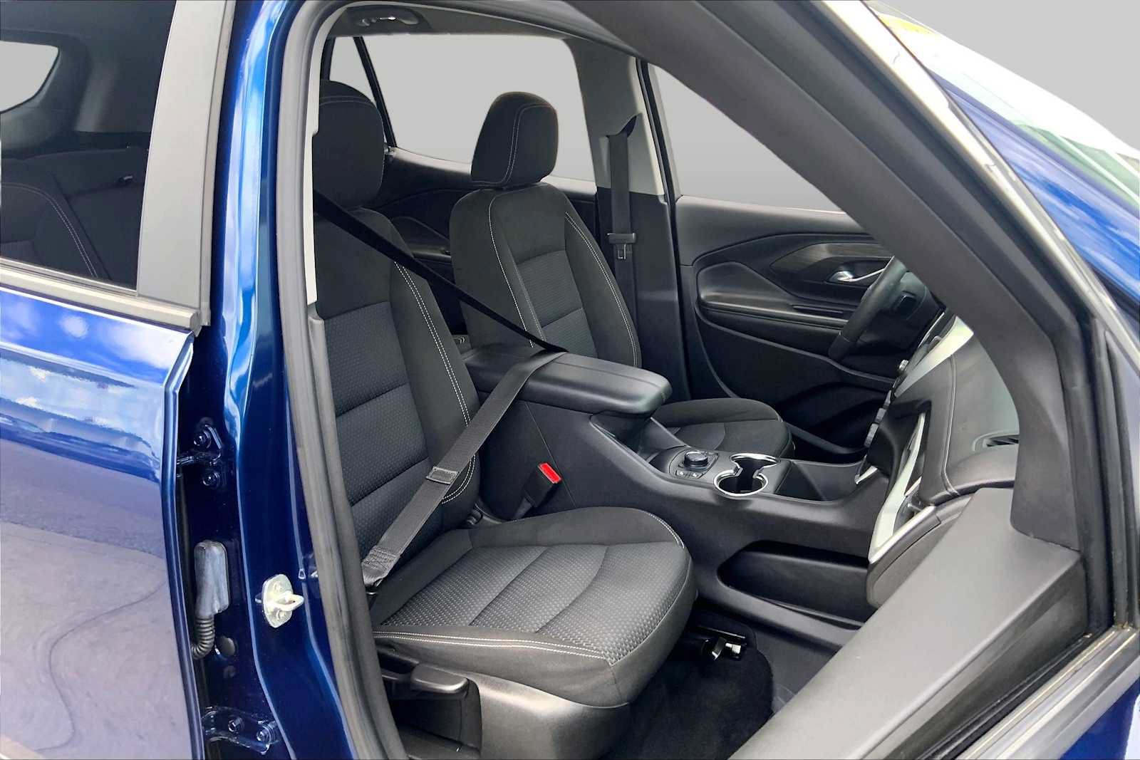 Used 2022 GMC Terrain SLE w/ Driver Convenience Package AWD/4WD image 8