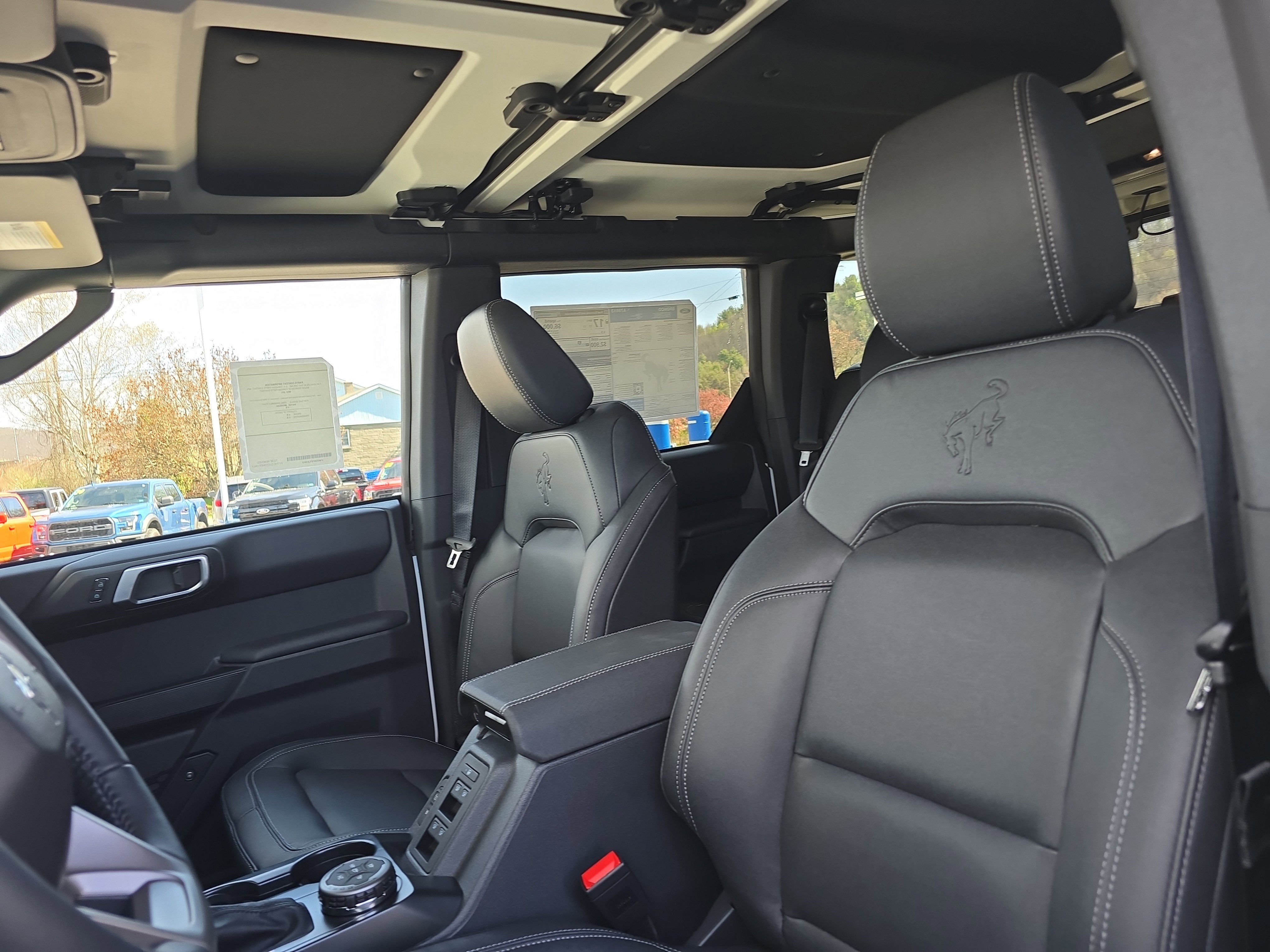 New 2026 Ford Bronco Badlands AWD/4WD image 13