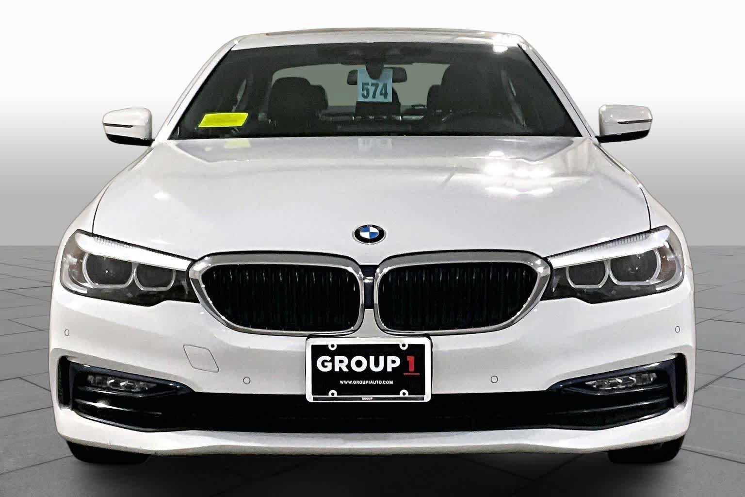 Used 2018 BMW 530i xDrive w/ Premium Package AWD/4WD image 5
