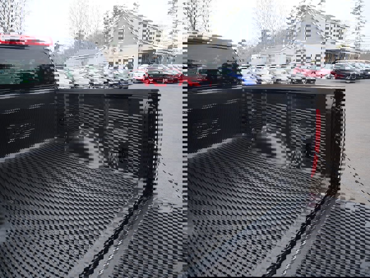 Used 2022 Chevrolet Colorado LT w/ Fleet Safety Package image 29