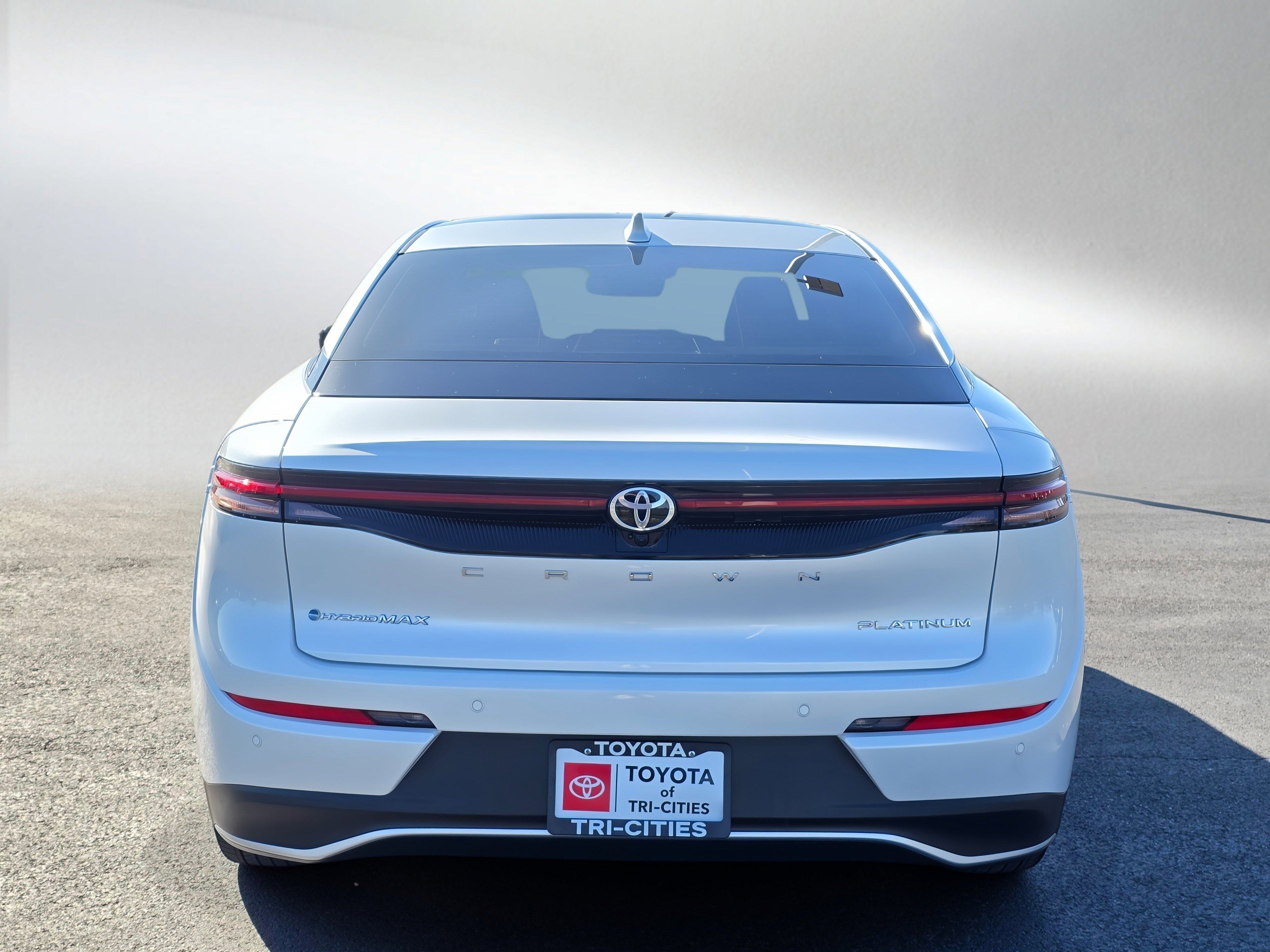Used 2026 Toyota Crown Platinum image 4