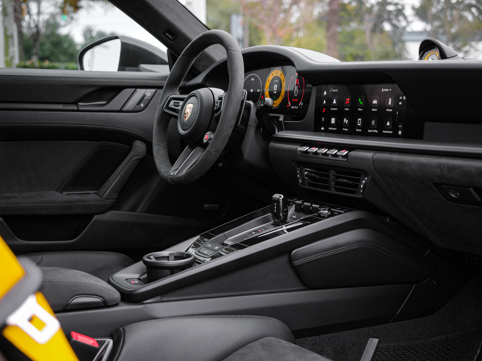 Used 2025 Porsche 911 Carrera 4 GTS image 38