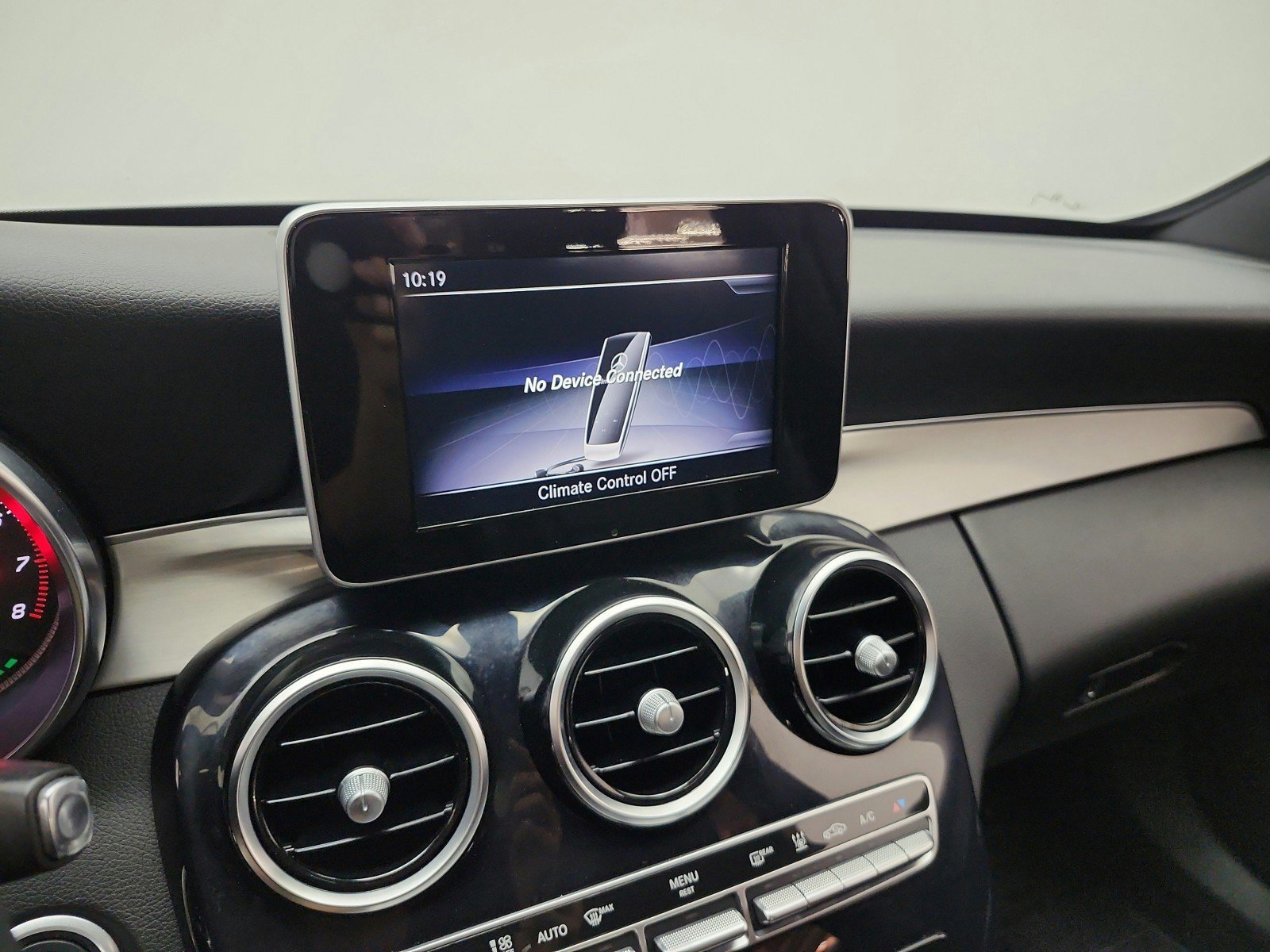 Used 2018 Mercedes-Benz C 350e Sedan image 10