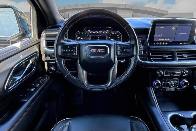 Used 2021 GMC Yukon AT4 w/ AT4 Premium Package AWD/4WD image 5