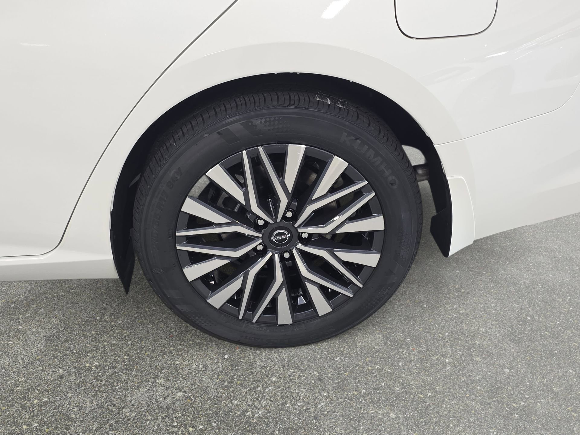 New 2026 Nissan Altima 2.5 SV w/ SV Special Edition Package FWD image 31