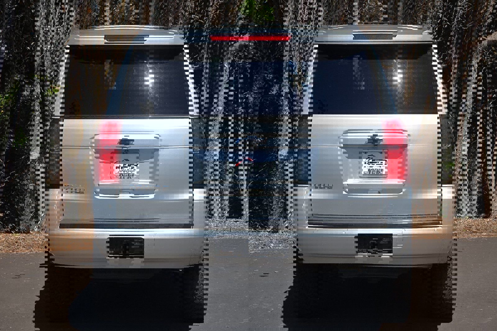 Used 2017 Chevrolet Tahoe LT image 5