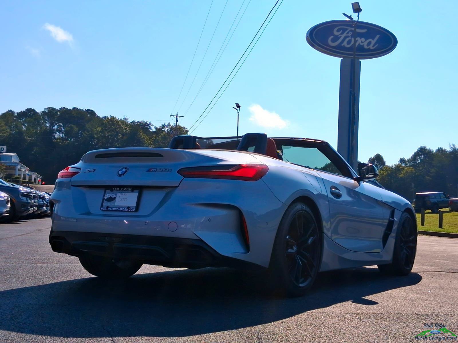 Used 2022 BMW Z4 M40i w/ Premium Package RWD image 5