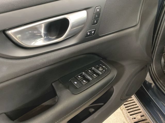 Used 2024 Volvo S60 B5 Core FWD image 23