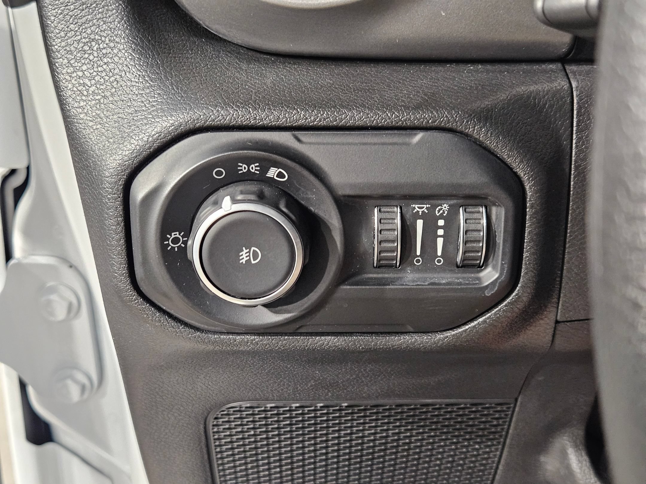 Used 2022 Jeep Wrangler Unlimited Sport AWD/4WD image 23