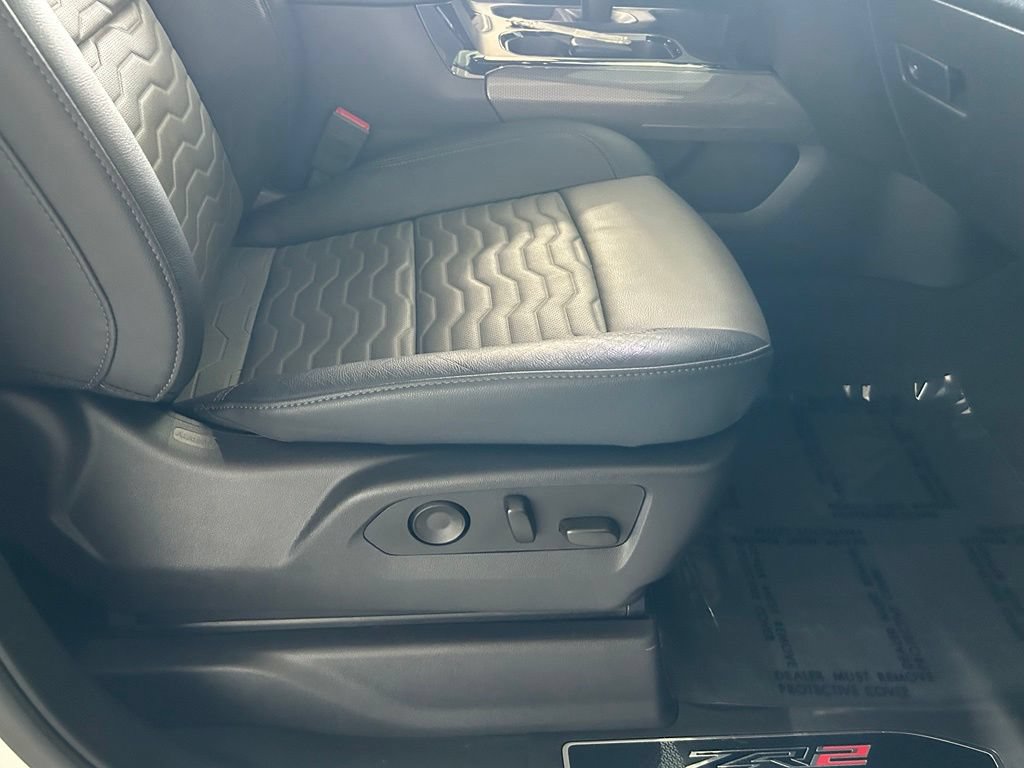 Used 2025 Chevrolet Silverado 1500 ZR2 w/ Technology Package AWD/4WD image 43