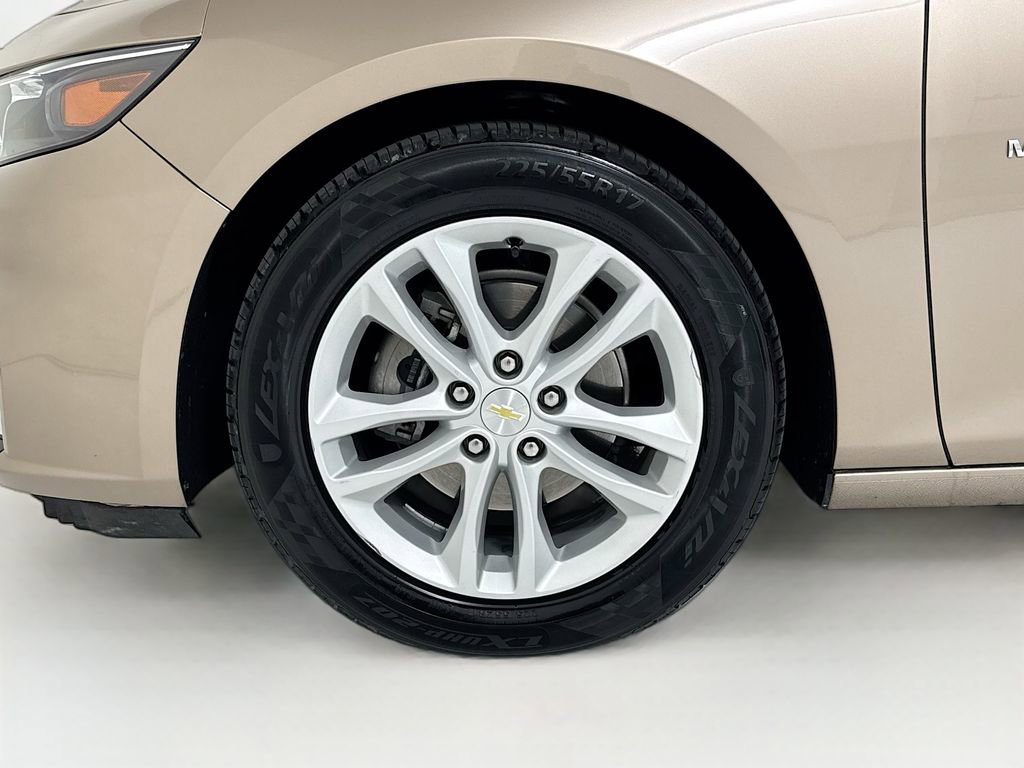 Used 2018 Chevrolet Malibu LT w/ Leather Package image 30