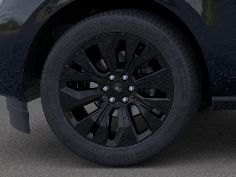 New 2025 Ford Expedition Platinum w/ Stealth Appearance Package image 21