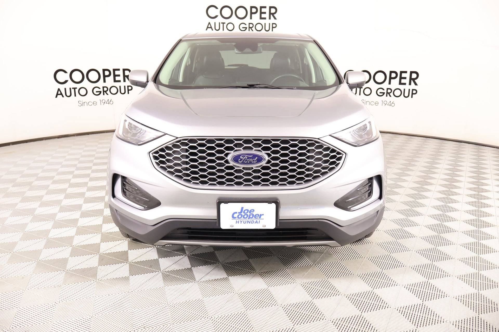 Used 2024 Ford Edge SEL image 9