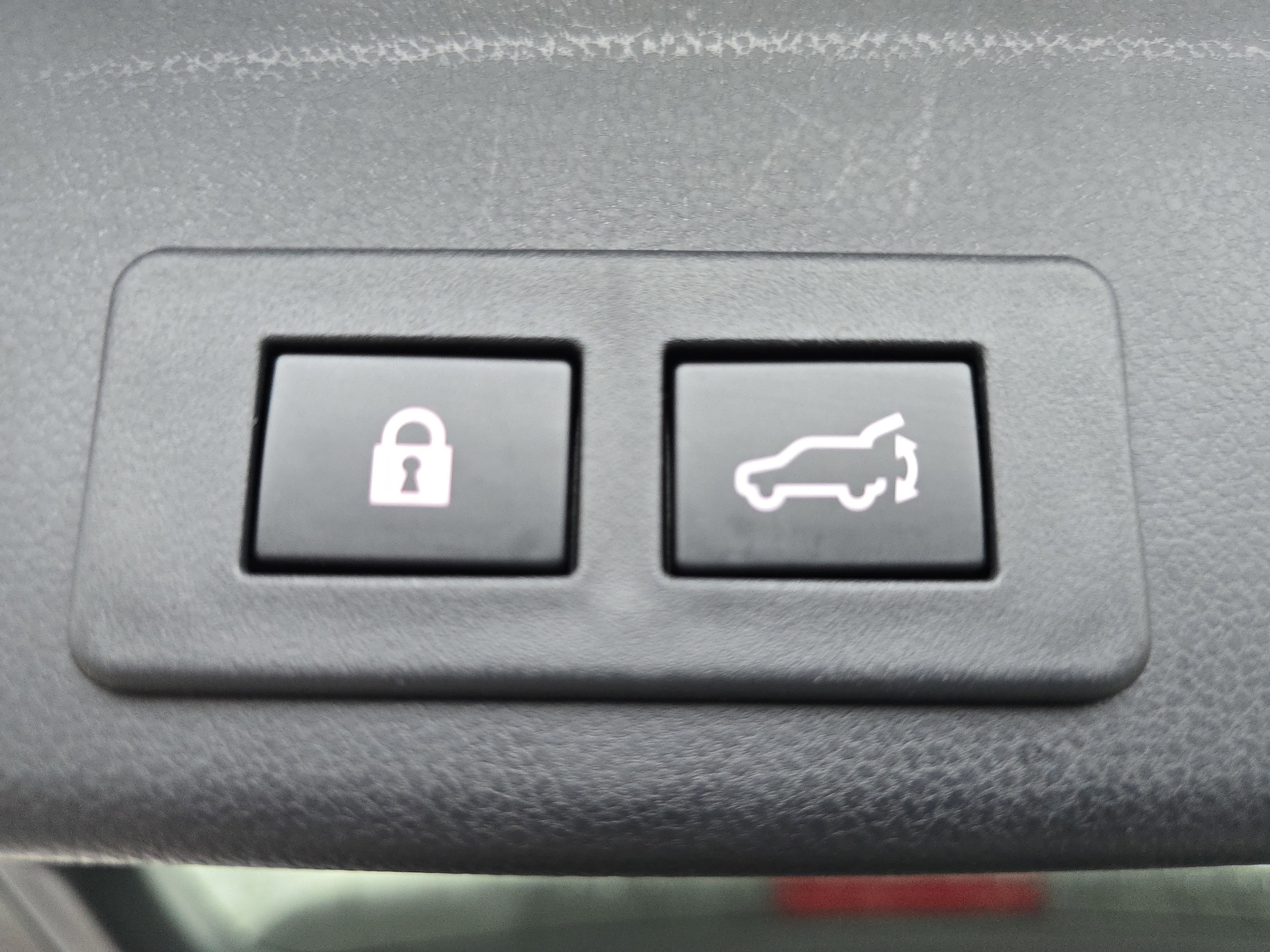 Certified 2024 Subaru Ascent Premium w/ Convenience Package image 16