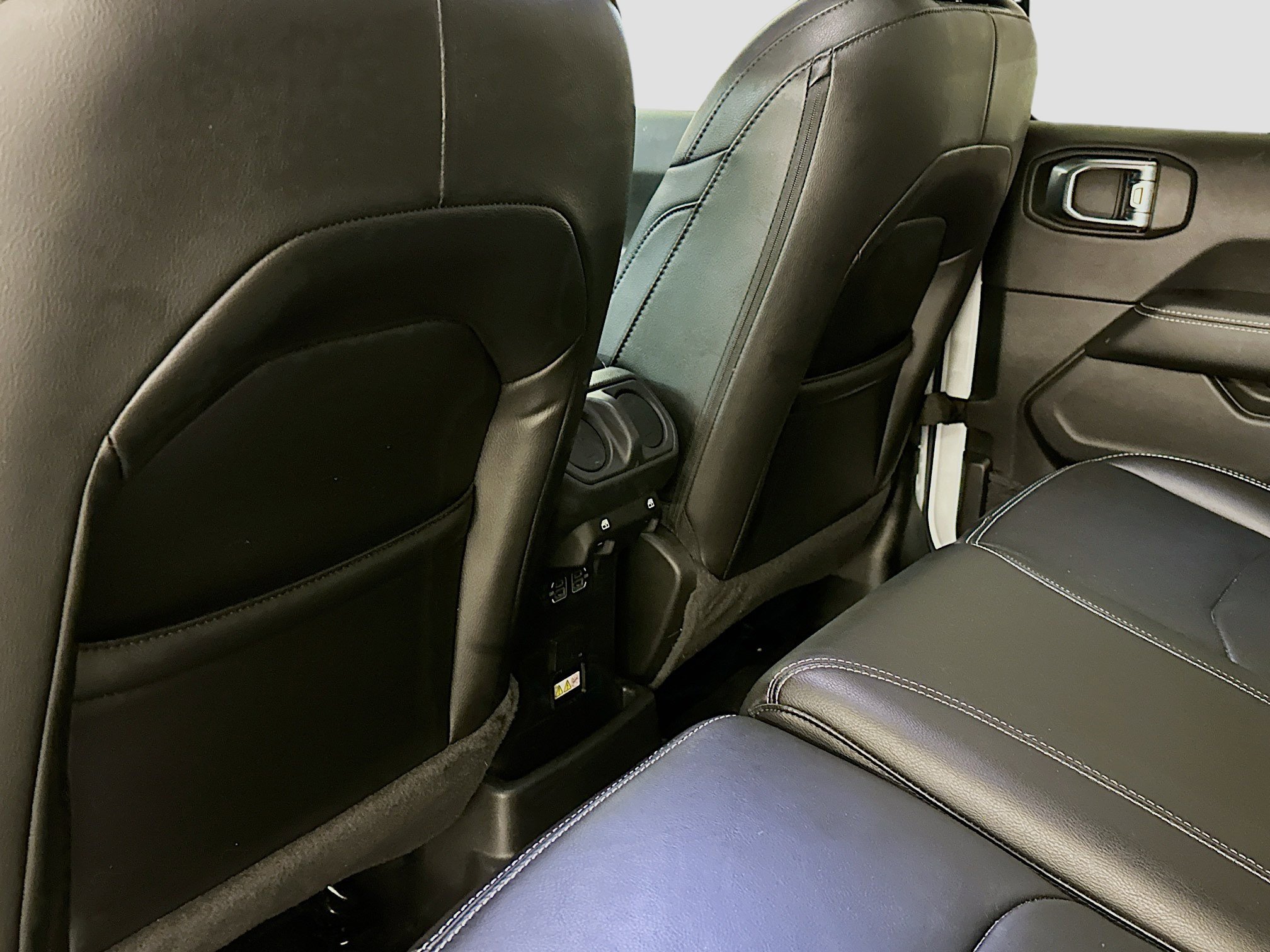 Used 2023 Jeep Wrangler Sahara w/ Cold Weather Group image 28