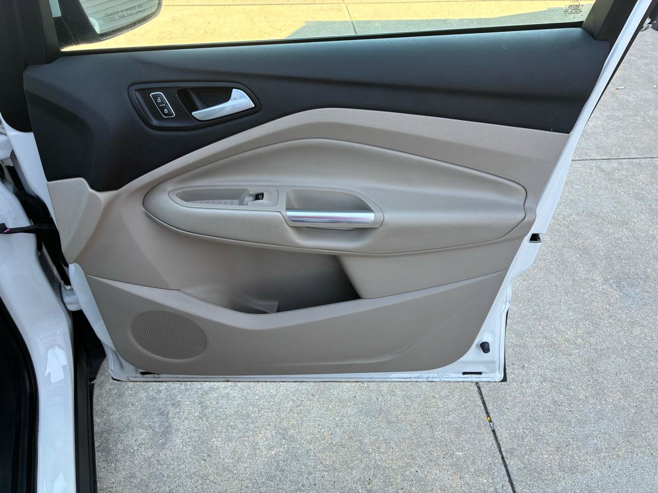 Used 2014 Ford Escape SE w/ Equipment Group 201A FWD image 13