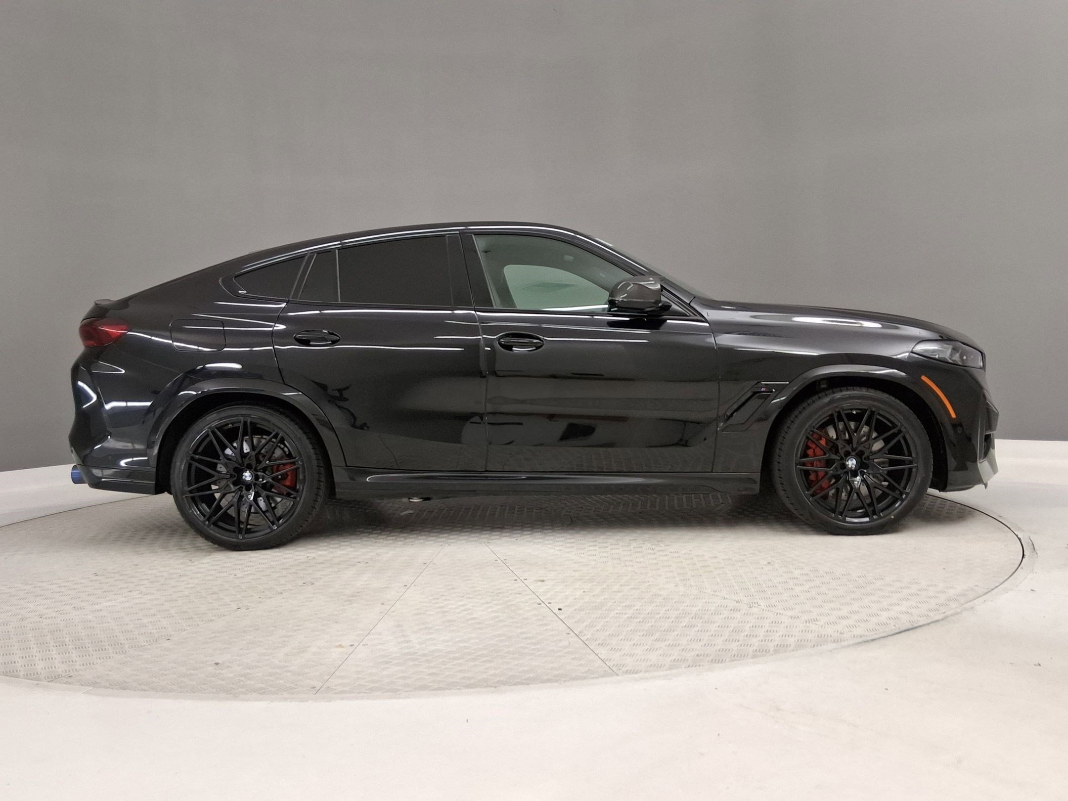 Used 2024 BMW X6 M Competition w/ Executive Package AWD/4WD image 6