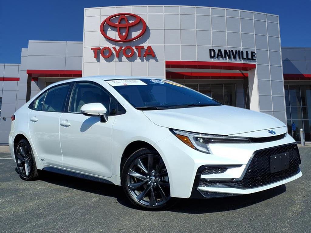 Certified 2024 Toyota Corolla SE image 1