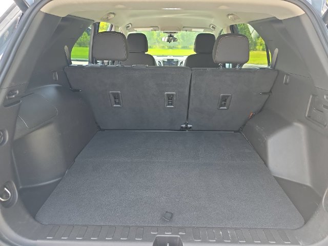Used 2024 Chevrolet Equinox LT FWD image 13