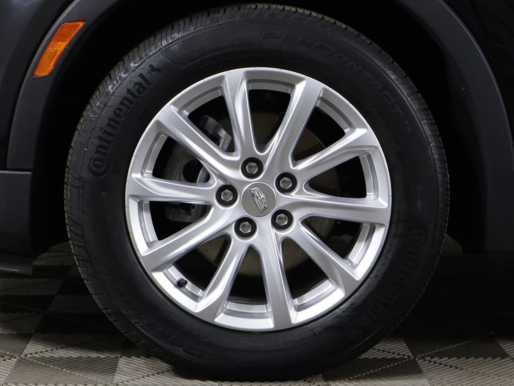 Used 2021 Cadillac XT4 Luxury w/ Cold Weather Package AWD/4WD image 24