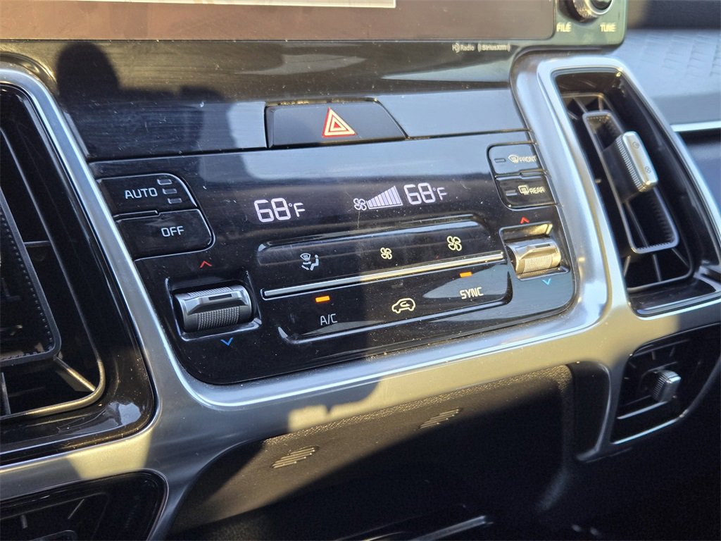 Used 2023 Kia Sorento SX image 58