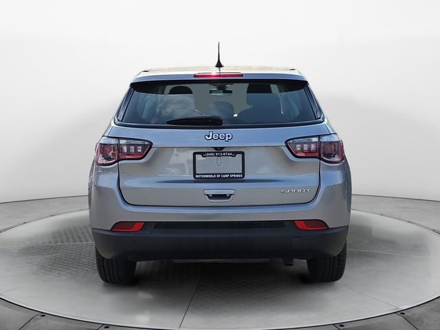 Used 2019 Jeep Compass Sport image 4