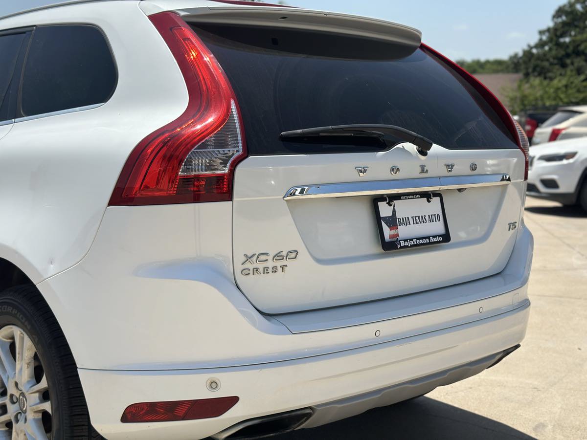 Used 2016 Volvo XC60 T5 Premier w/ Proximity Package FWD image 8