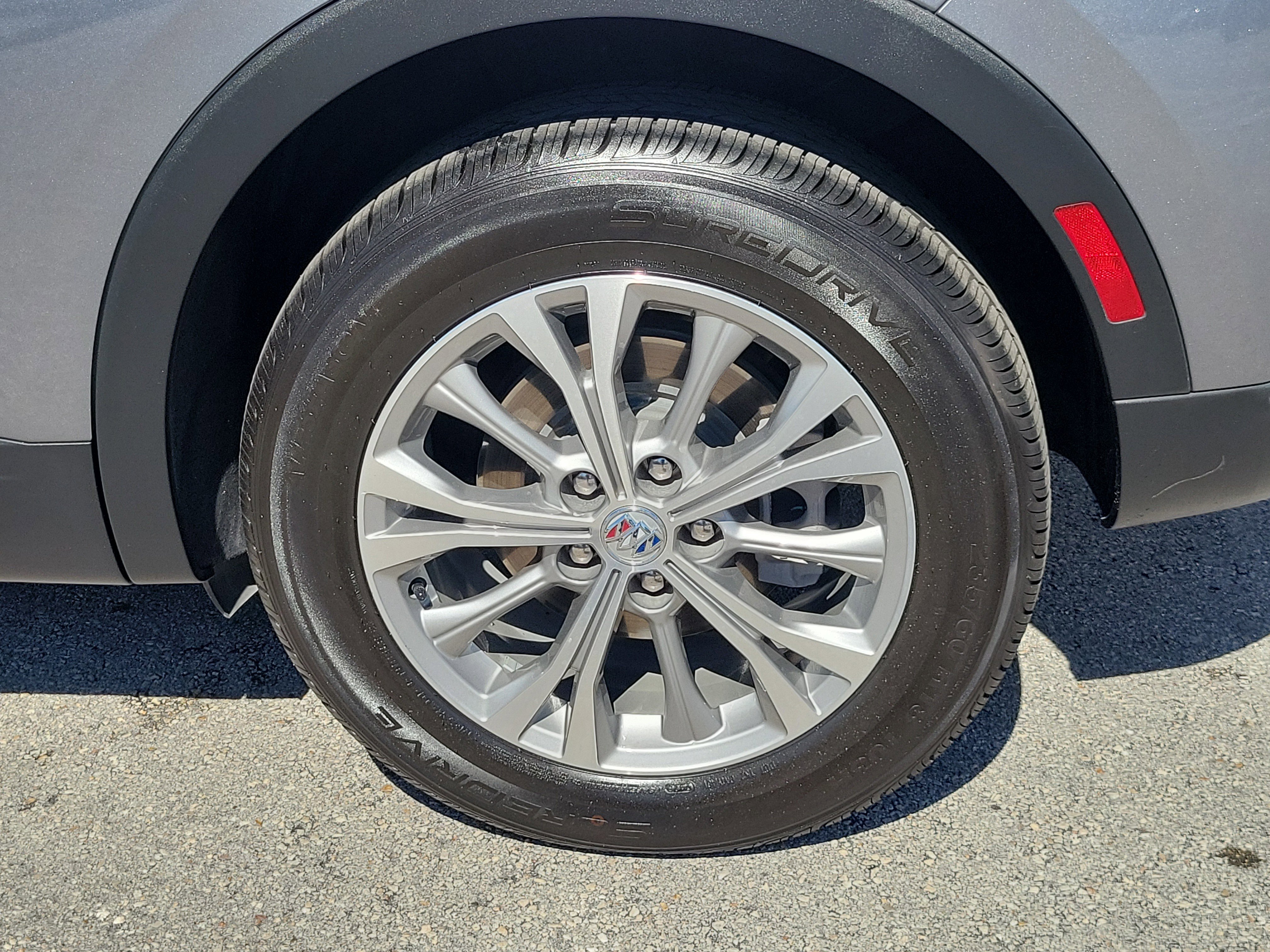 Used 2022 Buick Envision Preferred image 27