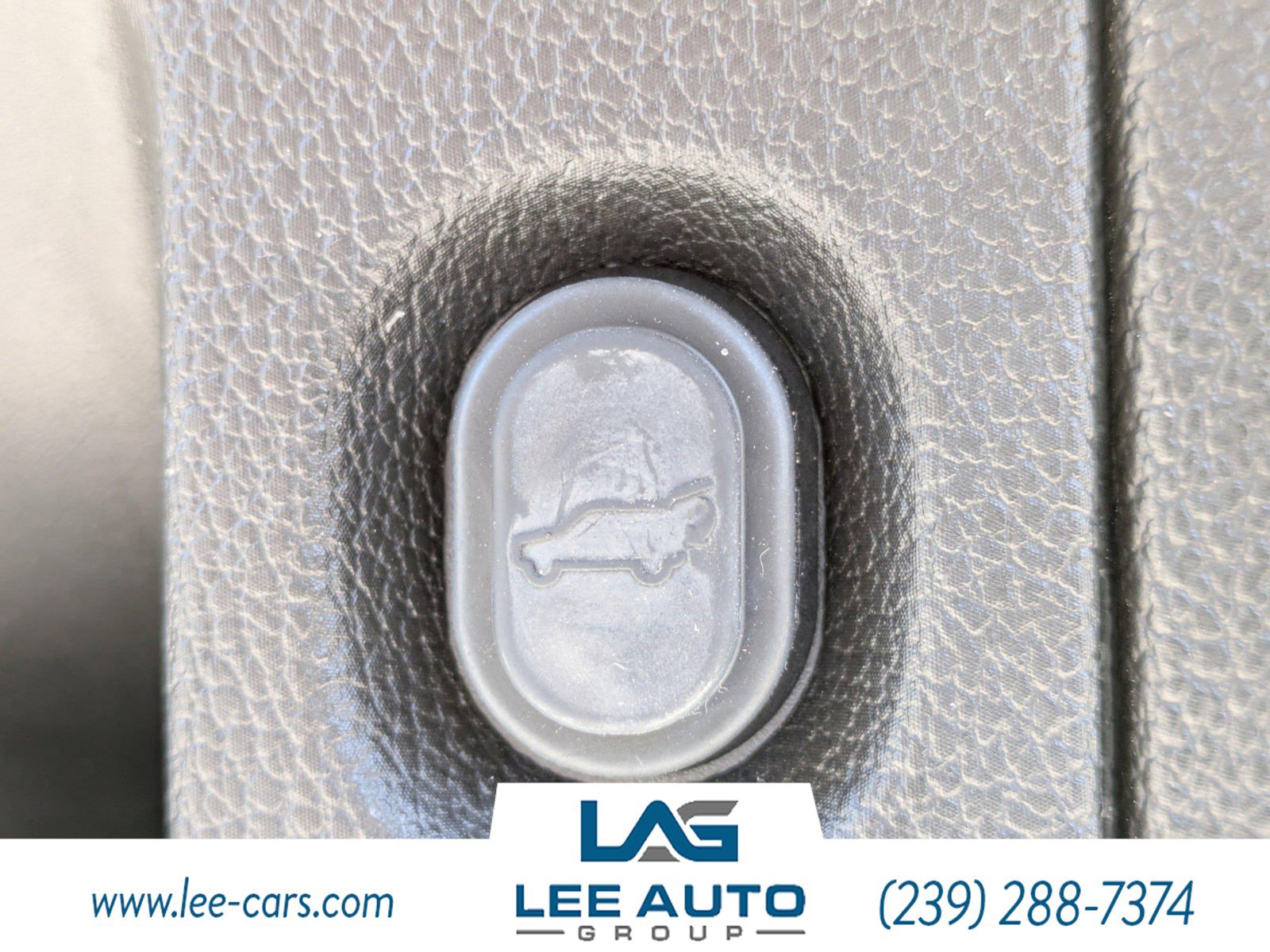 Used 2017 GMC Yukon SLE w/ Convenience Package image 11