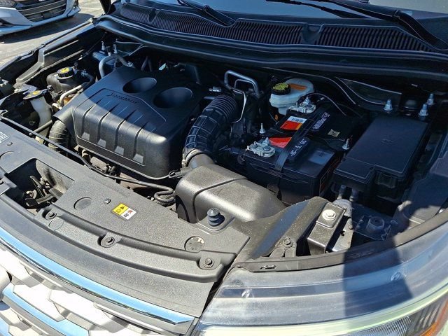 Used 2018 Ford Explorer XLT w/ Equipment Group 201A AWD/4WD image 31