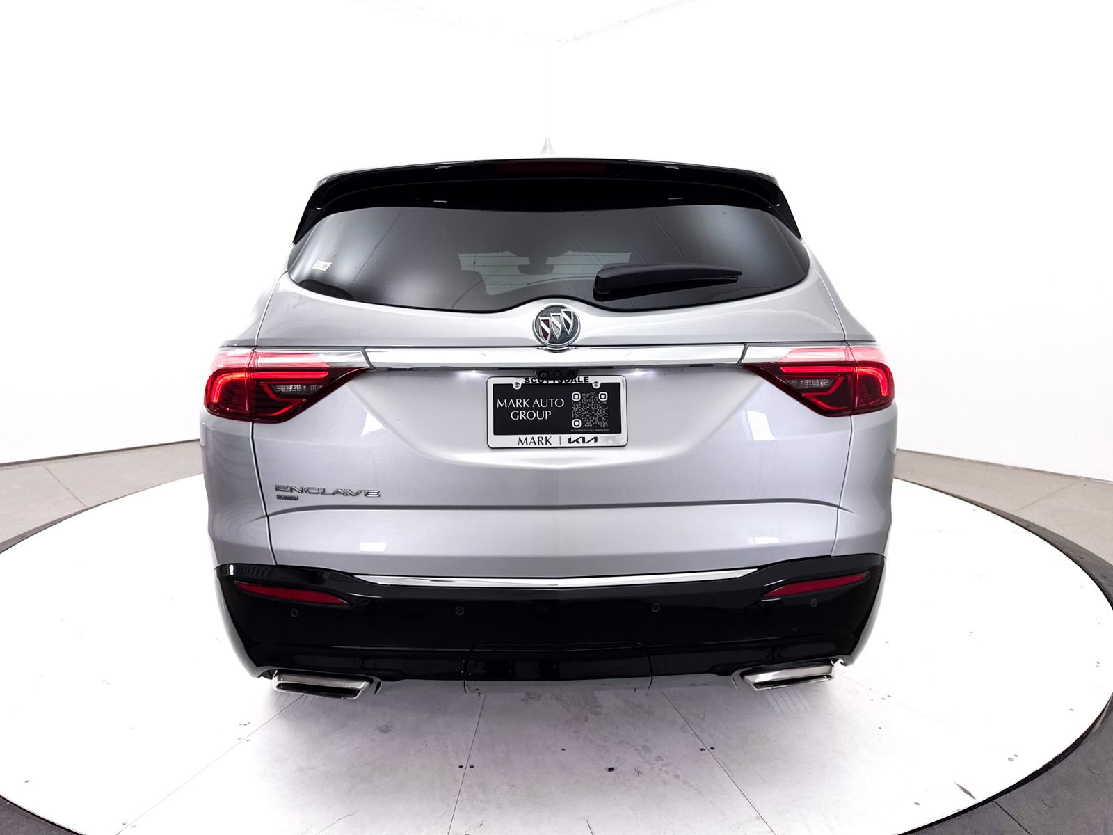Used 2022 Buick Enclave Premium AWD/4WD image 17