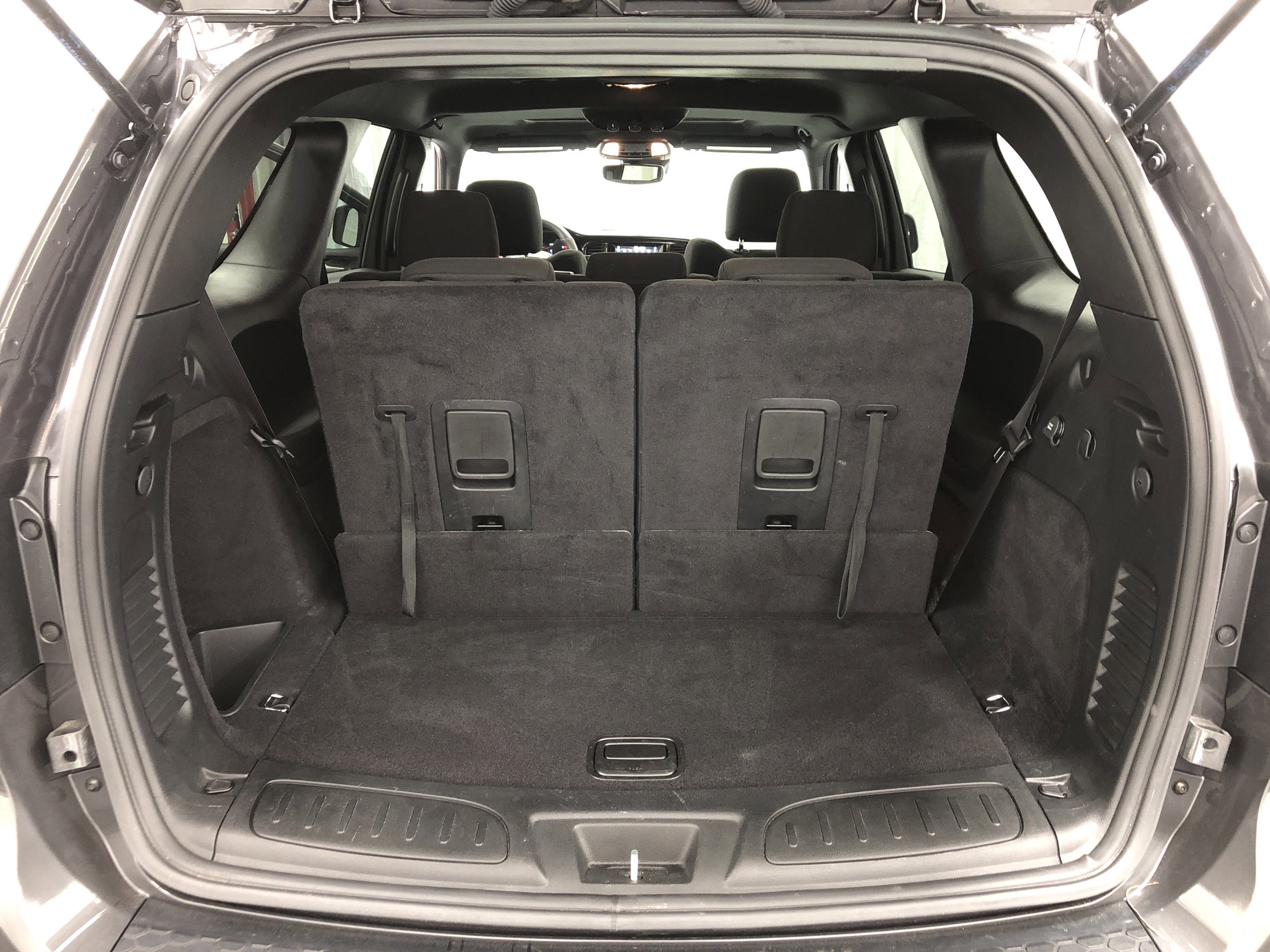 Used 2024 Dodge Durango SXT image 7