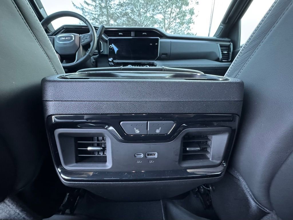 Used 2024 GMC Sierra 2500 AT4X image 35