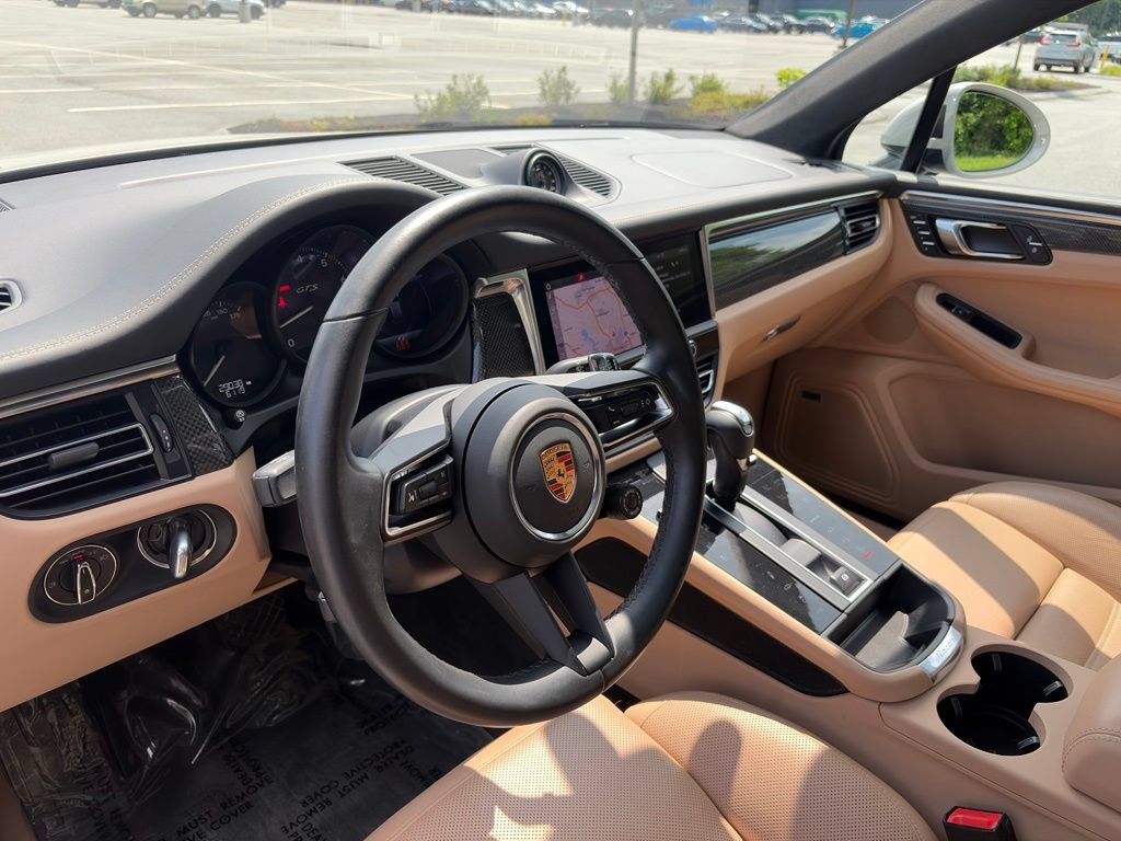 Used 2022 Porsche Macan GTS AWD/4WD image 11
