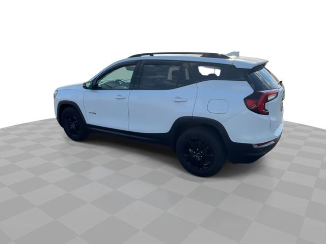 Used 2023 GMC Terrain AT4 image 7