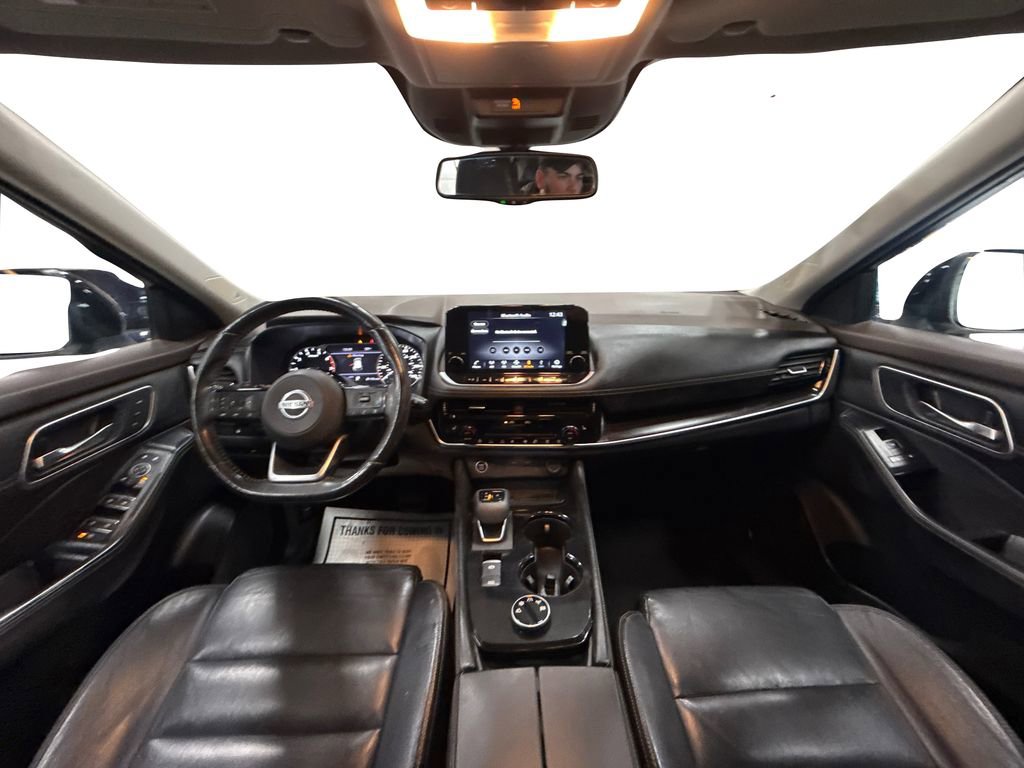 Used 2021 Nissan Rogue SL w/ Premium Package image 17