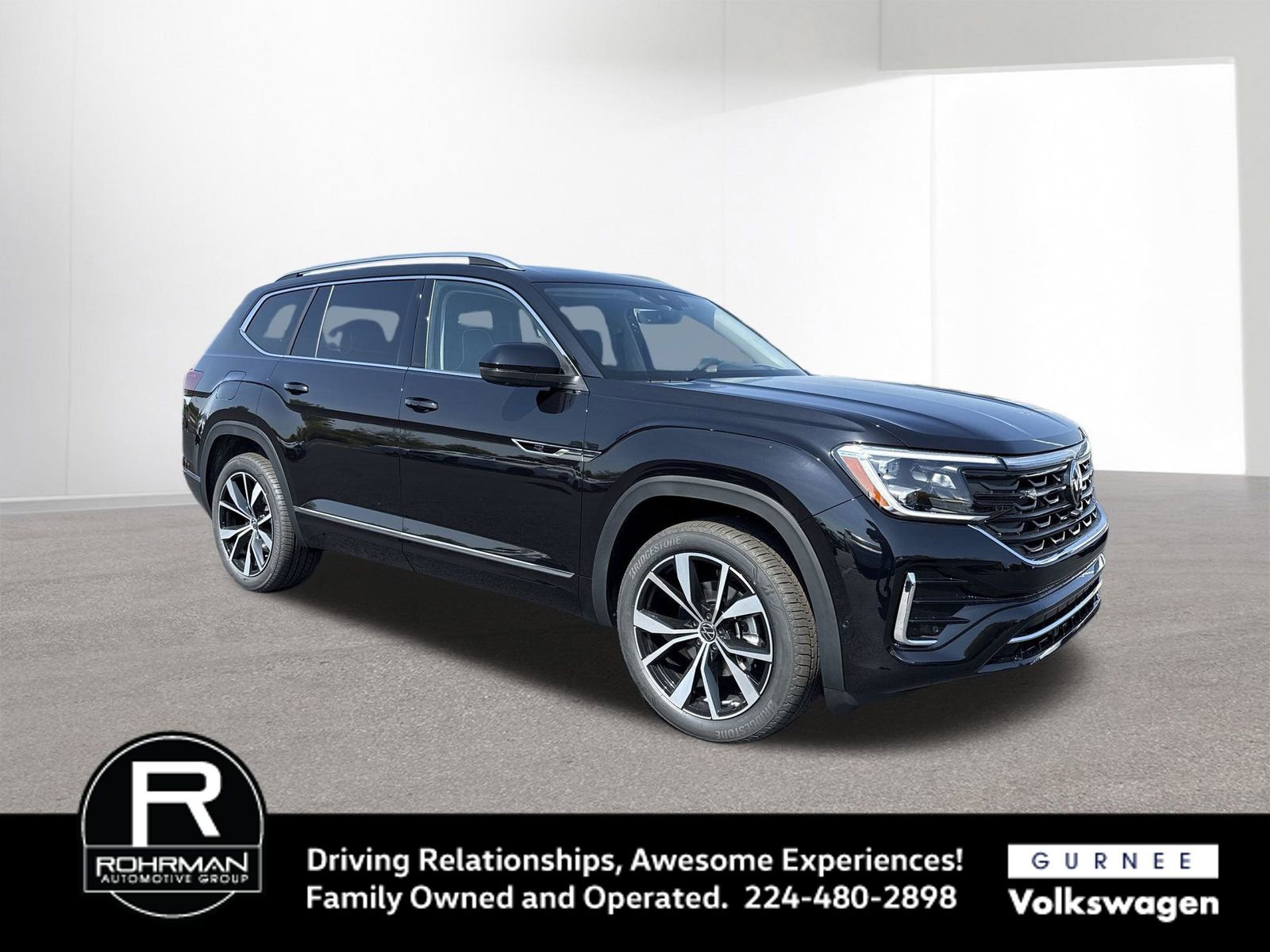 New 2026 Volkswagen Atlas SEL Premium R-Line image 2