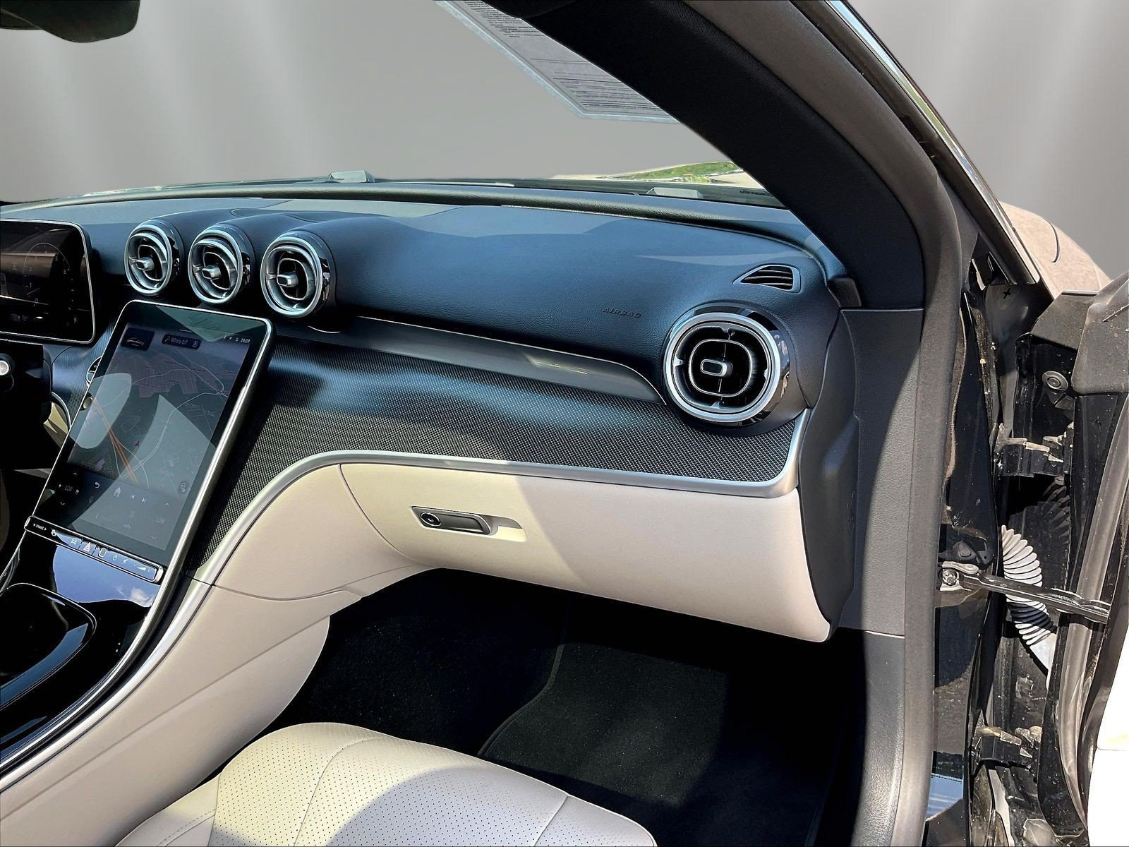 Certified 2024 Mercedes-Benz CLE 300 4MATIC Coupe image 27