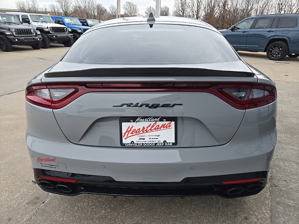 Used 2020 Kia Stinger GT2 image 9