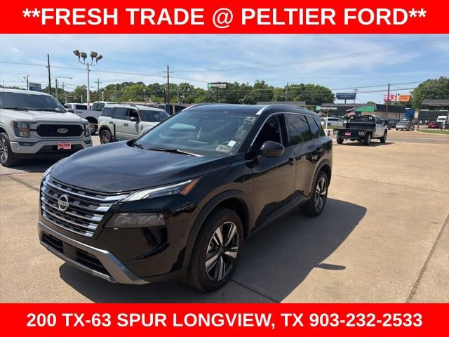 Used 2026 Nissan Rogue SL FWD image 3