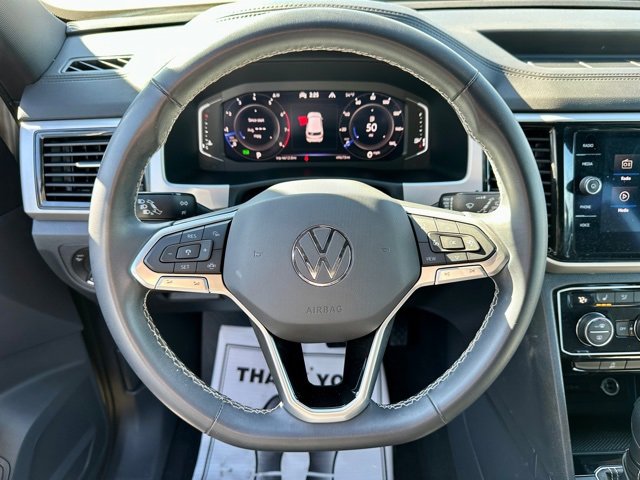 Certified 2022 Volkswagen Atlas Cross Sport SE w/ Panoramic Sunroof Package image 35