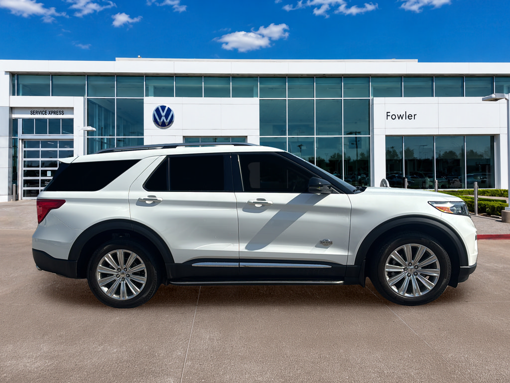 Used 2024 Ford Explorer King Ranch w/ Technology Package AWD/4WD image 4