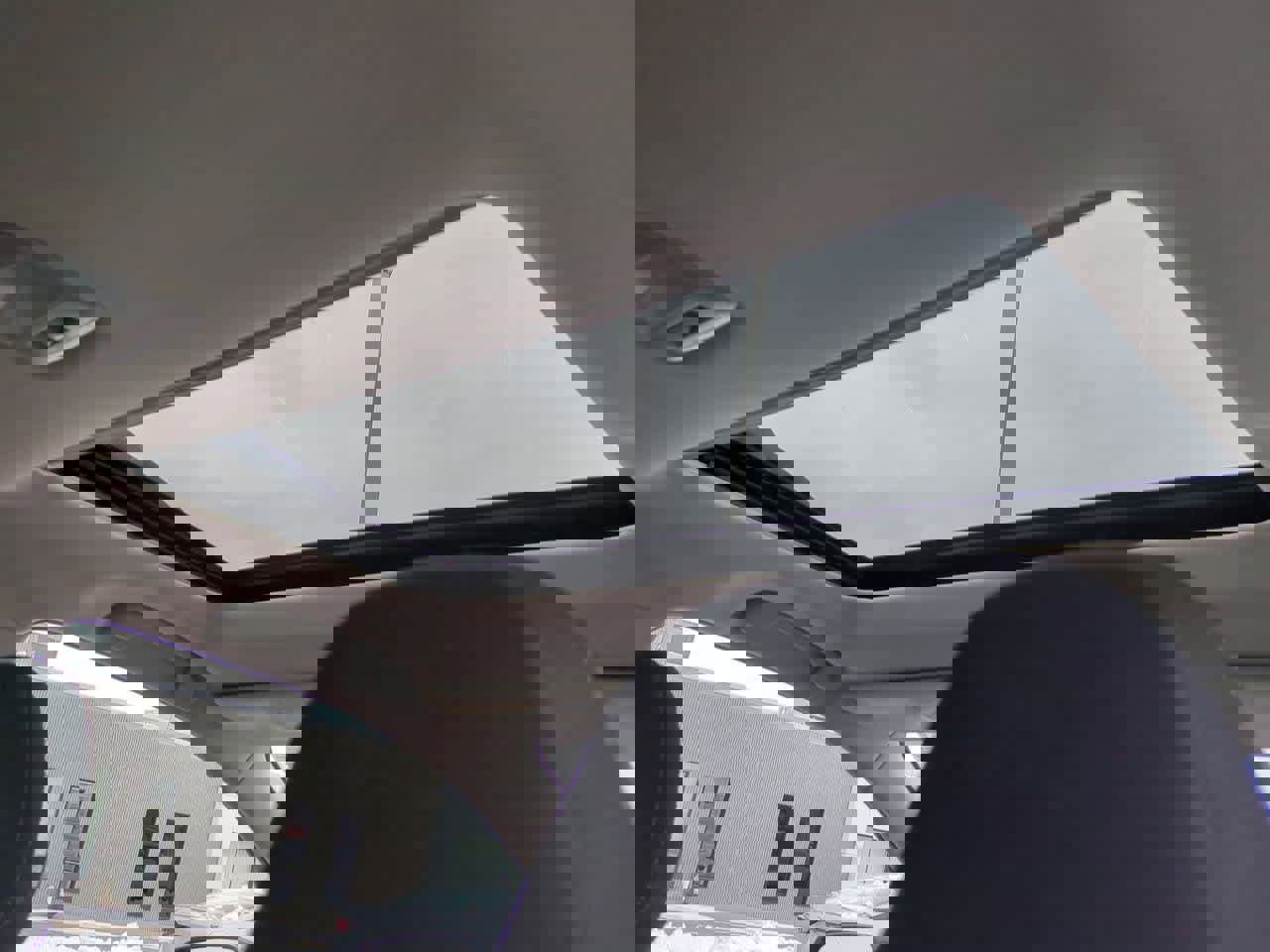 Used 2023 Subaru Outback Premium image 21