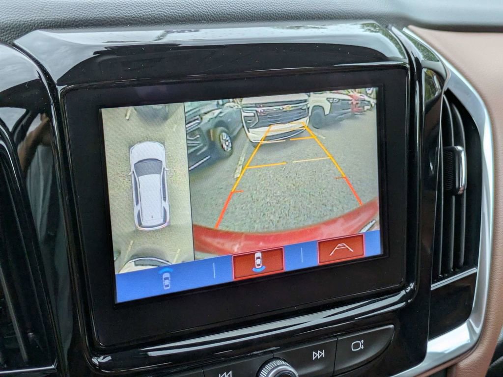 Used 2018 Chevrolet Traverse High Country AWD/4WD image 23