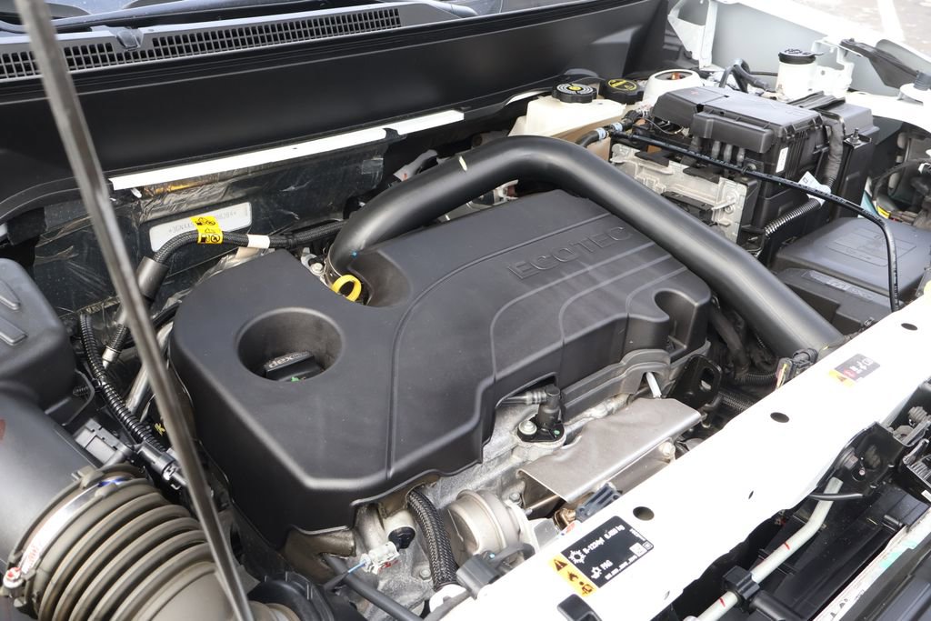 Certified 2024 Chevrolet Equinox LS w/ Driver Confidence II Package image 16